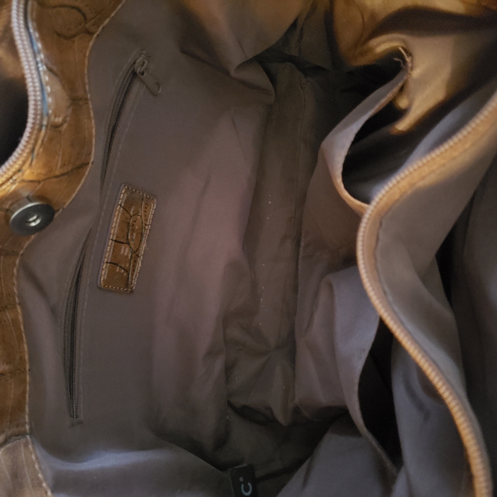 Relic handbag - Picture 7 of 8